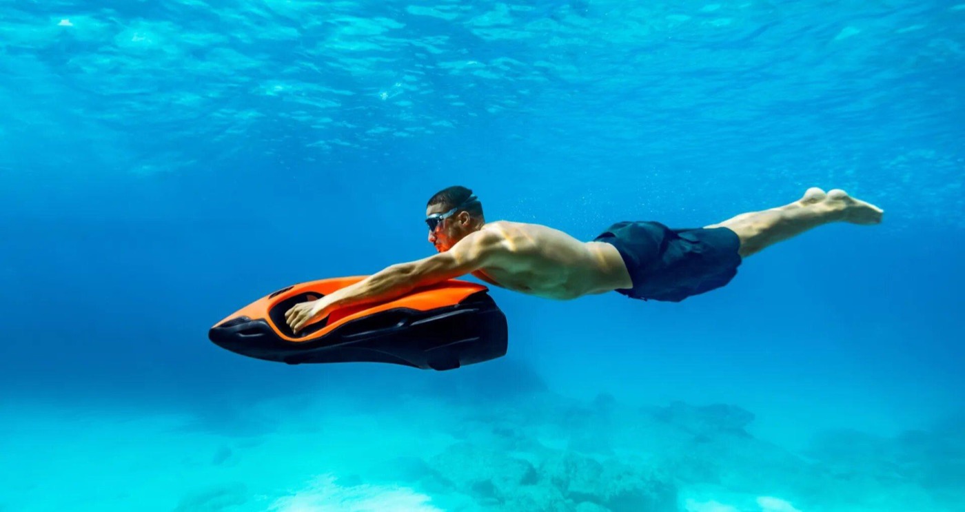 Seabob or eFoil? Water Toys for Your Mallorca Boat Day