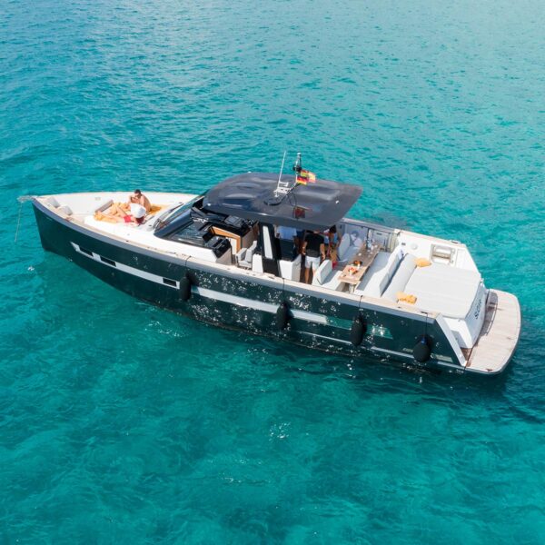 boot_fjord-48-open_lucky_charter_03_mallorca_skyview2