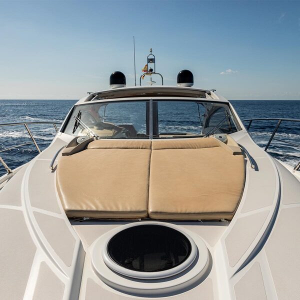 lucky-charter_cessa_liegeflaeche_vorne