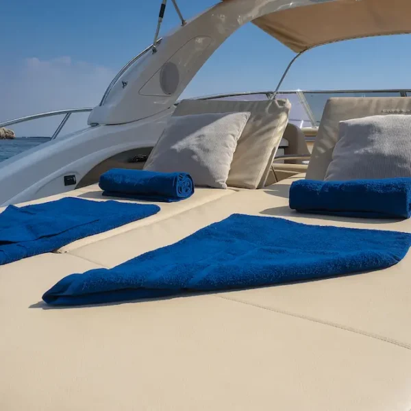 Cranchi 41 Endurance Extasea yacht in Port Adriano, Mallorca – sunbed