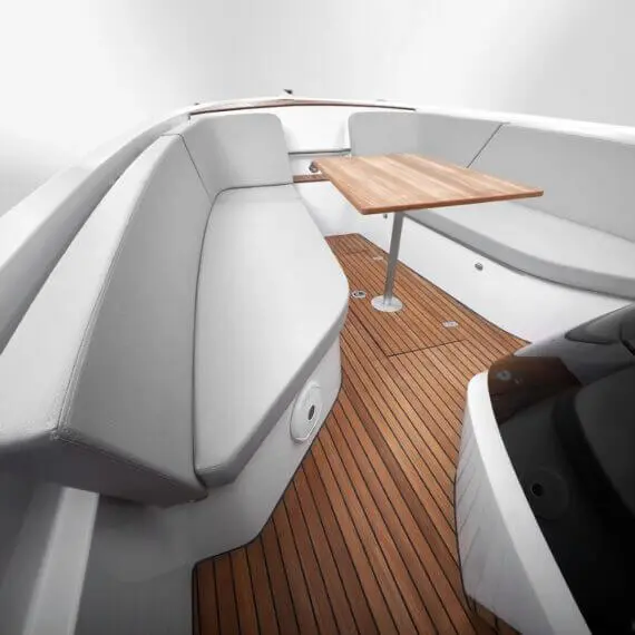 Frauscher 858 Fantom Air interior with seating Mallorca