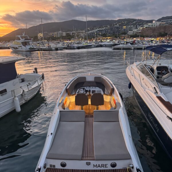 Luxury Frauscher 858 Fantom Air day charter in Palma Mallorca