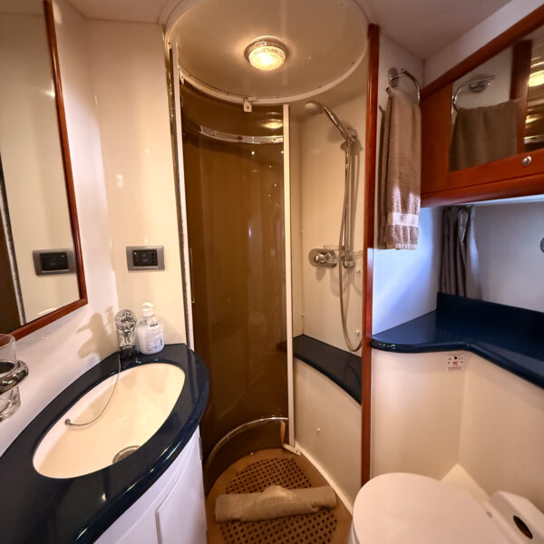 Sunseeker Bathroom - Luxury Charter in Mallorca